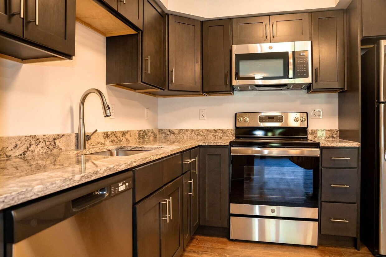 Foto principal - 336 Roosevelt Dr