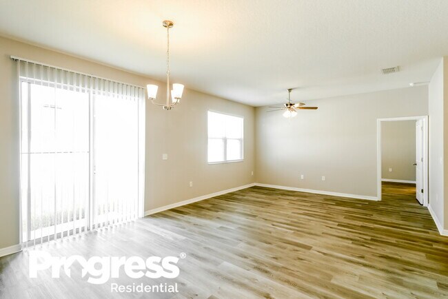 Foto del edificio - 11426 Tangle Branch Ln