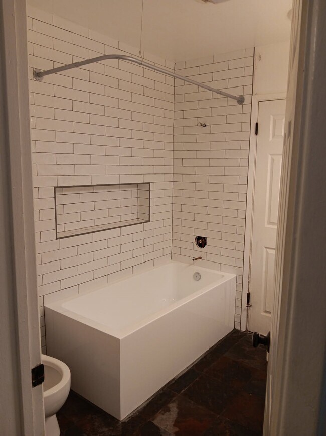 New Bathroom - 4171 Mt Vernon Ave House