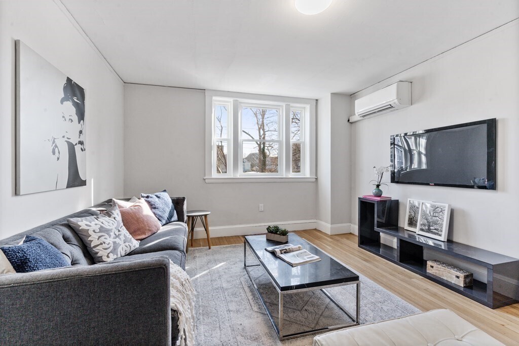 Foto principal - 40 Butler Rd