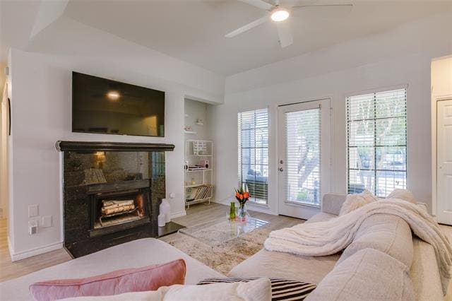 Building Photo - 3105 San Jacinto St