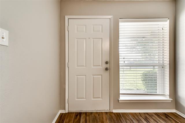 Foto del edificio - 4929 Pinehurst Dr