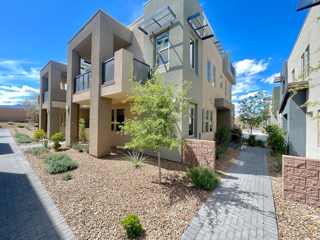 Foto principal - This spectacular 3-bedroom with amazing ci...