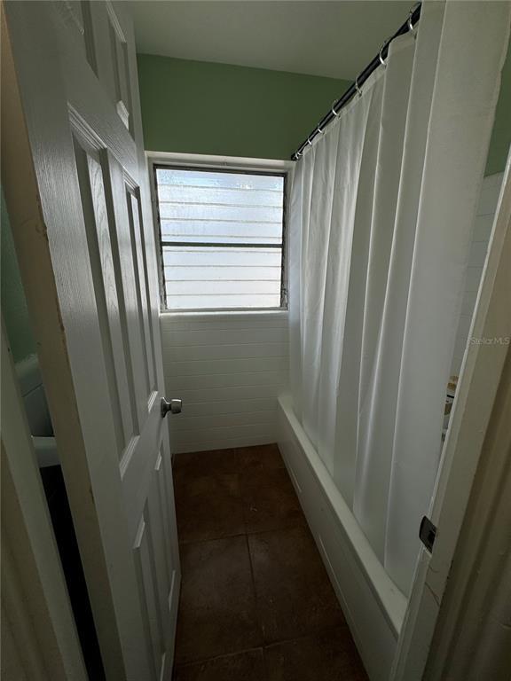 Building Photo - 815 Haskell Ave