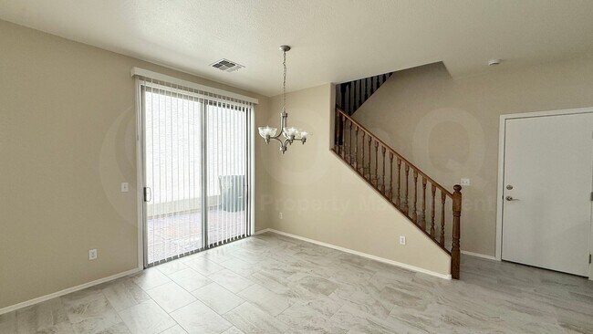 Building Photo - 3935 E Jasper Dr