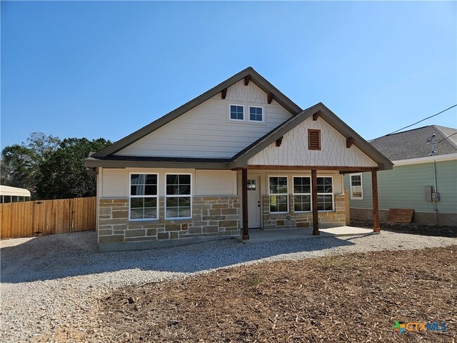 Building Photo - 1746 Blueridge Dr