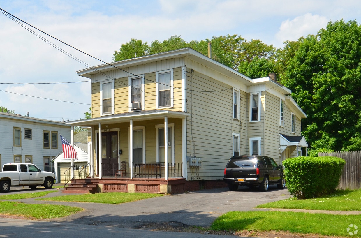 Building Photo - 1012 Carbon St