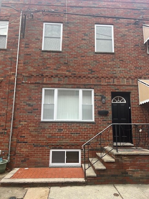 Foto principal - 2300 S Warnock St