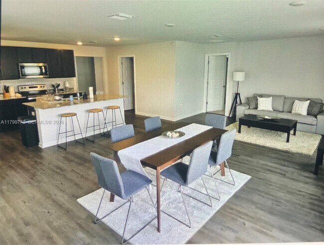 Foto del edificio - 4961 Sampler Dr