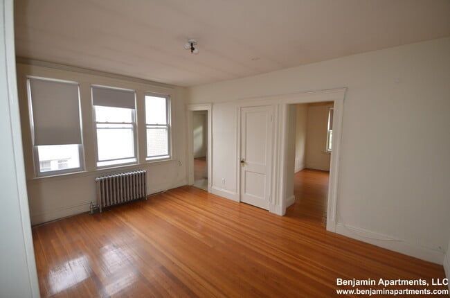 Building Photo - 1634 Commonwealth Ave