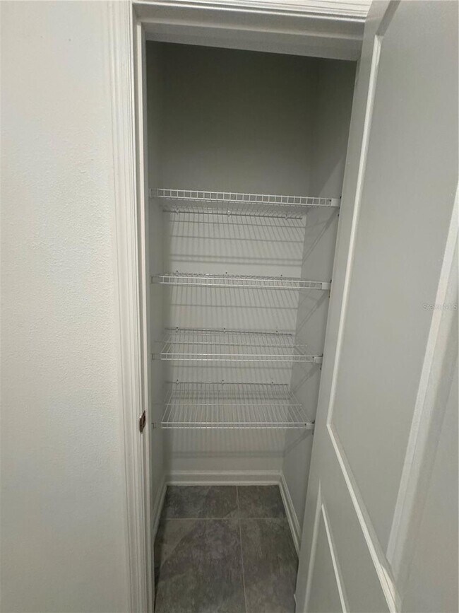 Foto del edificio - 5631 Le Marin Wy