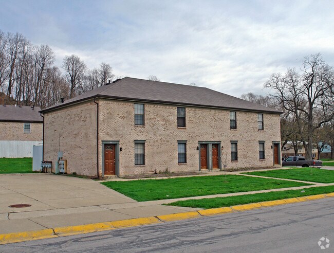 Foto del edificio - 50-100 Ryder Ct