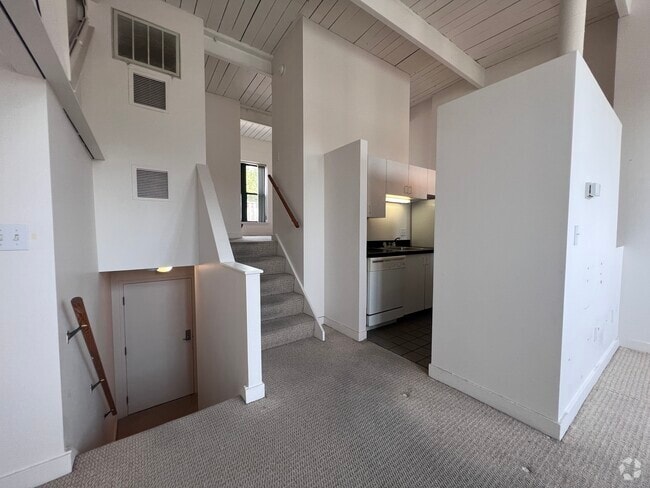Building Photo - 71 Fulkerson St