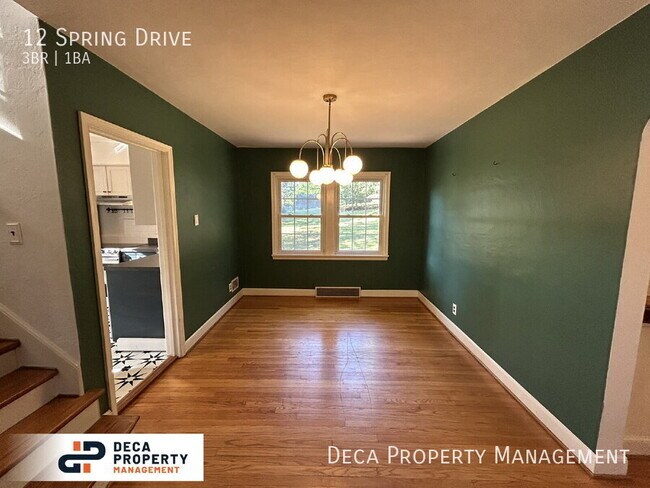 Building Photo - 12 Spring Dr