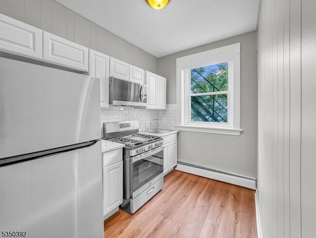 Foto del edificio - 154 Hudson St