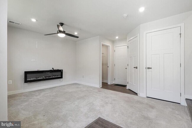 Foto del edificio - 14934 Ring House Rd