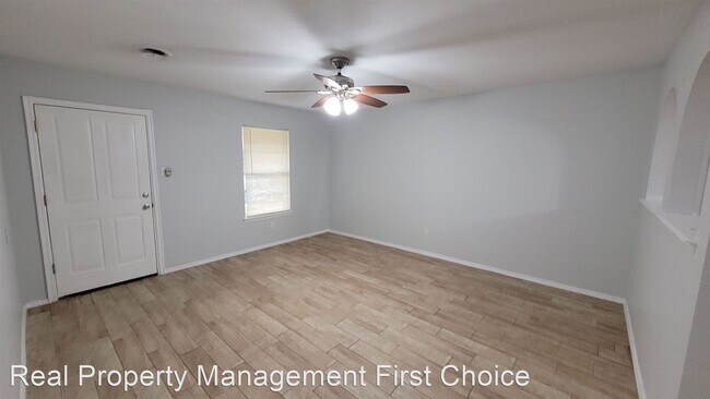 Foto del edificio - 3 br, 2 bath House - 3404 Iola Avenue