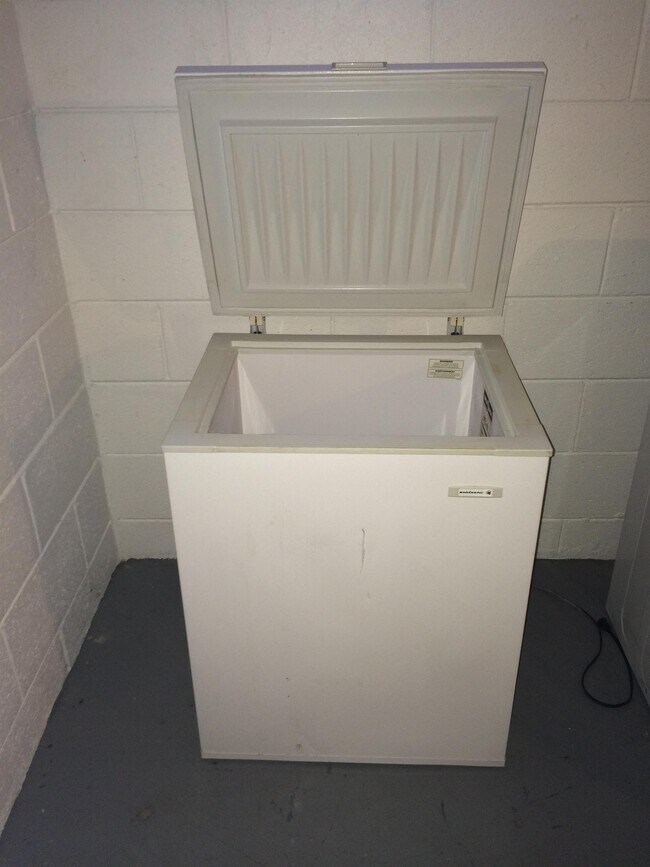 Foto del edificio - 441 Baldwin Ave