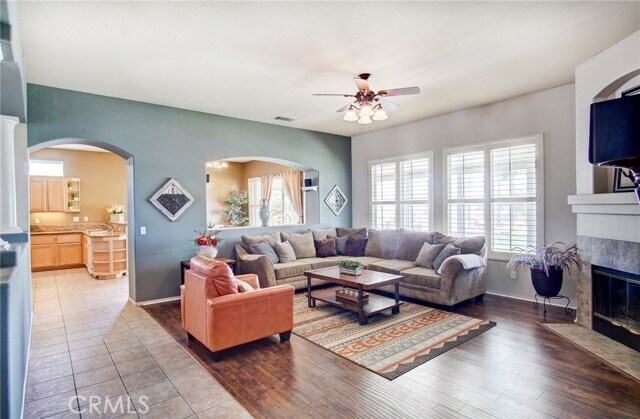 Foto del edificio - 23970 Spencer Butte Dr