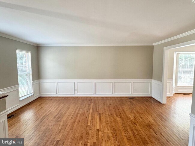 Foto del edificio - 16 Westchester Ct