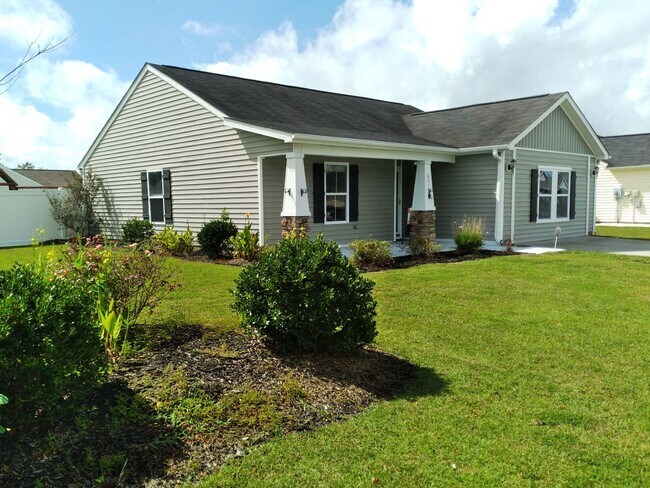 Foto del edificio - Available soon! $1,895 mo - 4 Bedroom, 2 B...
