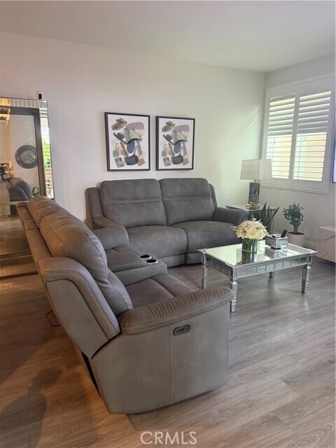 Foto del edificio - 12999 Red Cedar Way