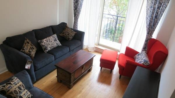 Foto del edificio - 2834 N Dawson Ave