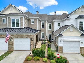 Building Photo - 45008 Wigeon St