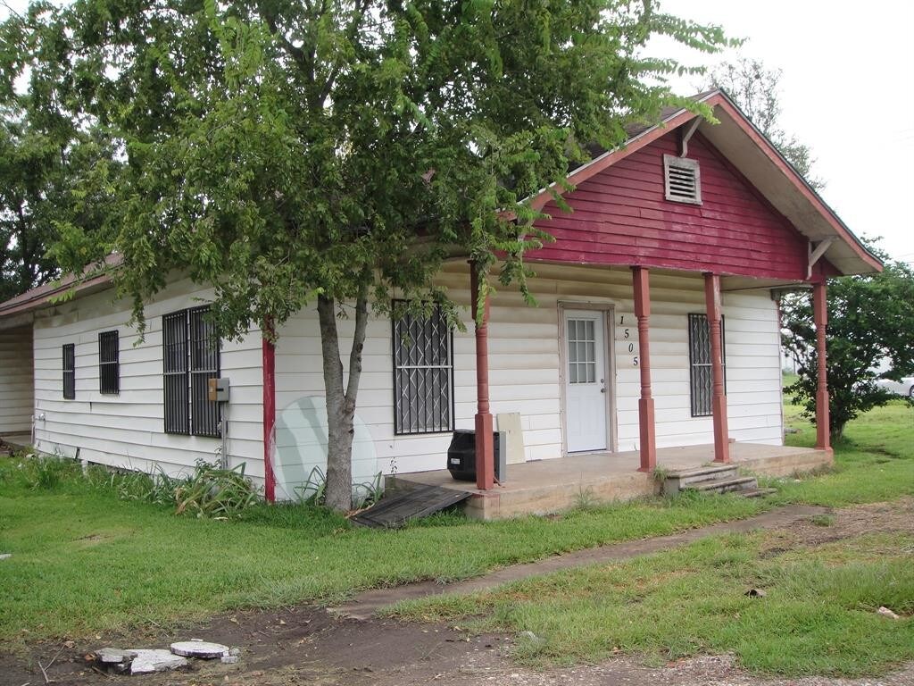 Foto principal - 1505 Genoa Red Bluff Rd