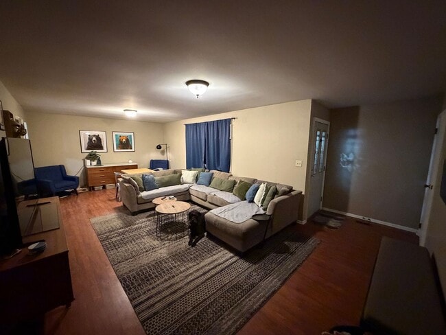 Foto del edificio - 2711 Covington St