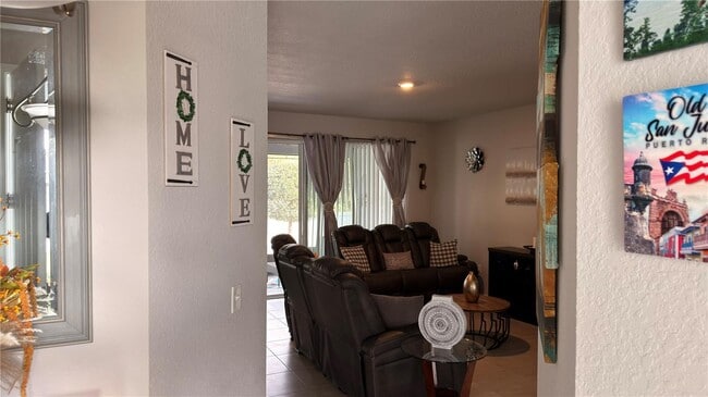 Building Photo - 358 Hibiscus Dr