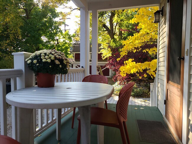 Front porch - 310 2nd St