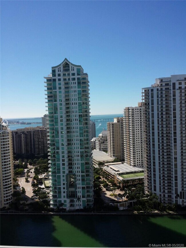 325 S Biscayne Blvd Unit 3319, Miami, FL 33131 Condo for Rent in