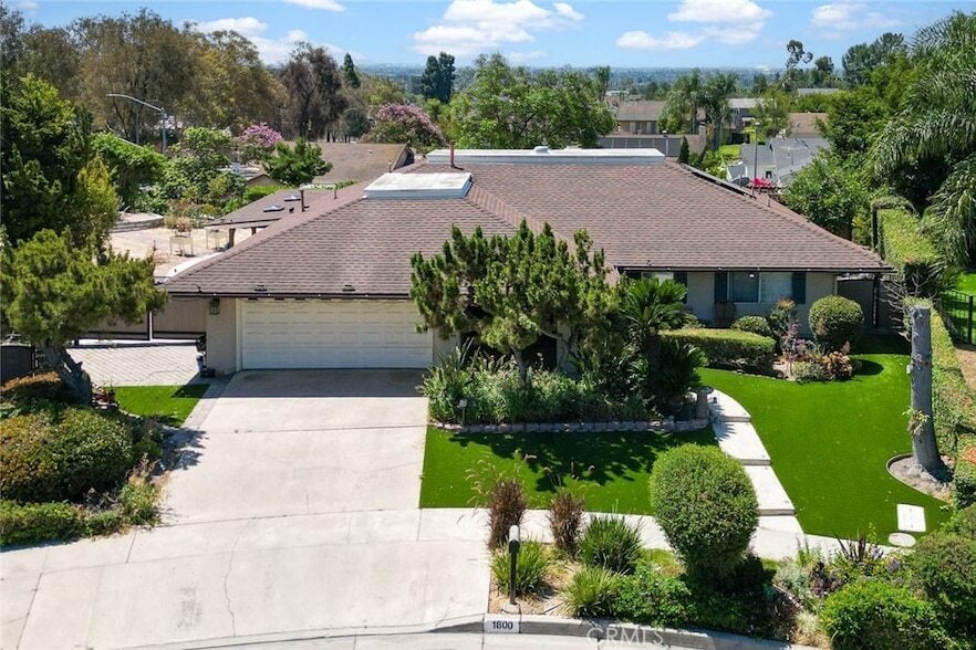 Photo - 1800 Yermo Place Unit