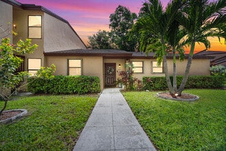Building Photo - 908 Lakeview Cir