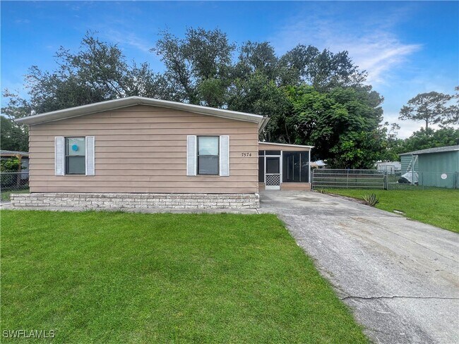 Building Photo - 7574 Grady Dr