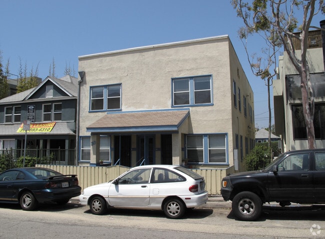 Foto del edificio - 33 Brooks Ave