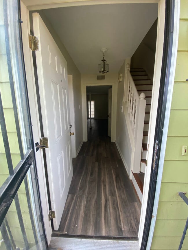 Photo - 5211 Kimbark Woods Dr House