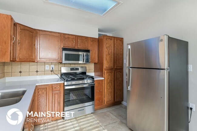 Foto del edificio - 3701 E Dover Stravenue