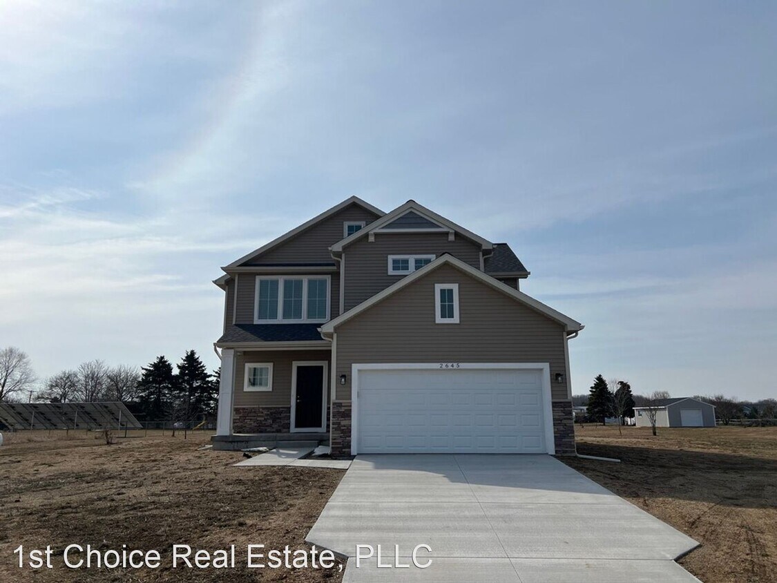 Foto principal - 3 br, 2.5 bath House - 2645 Boulder Creek Dr