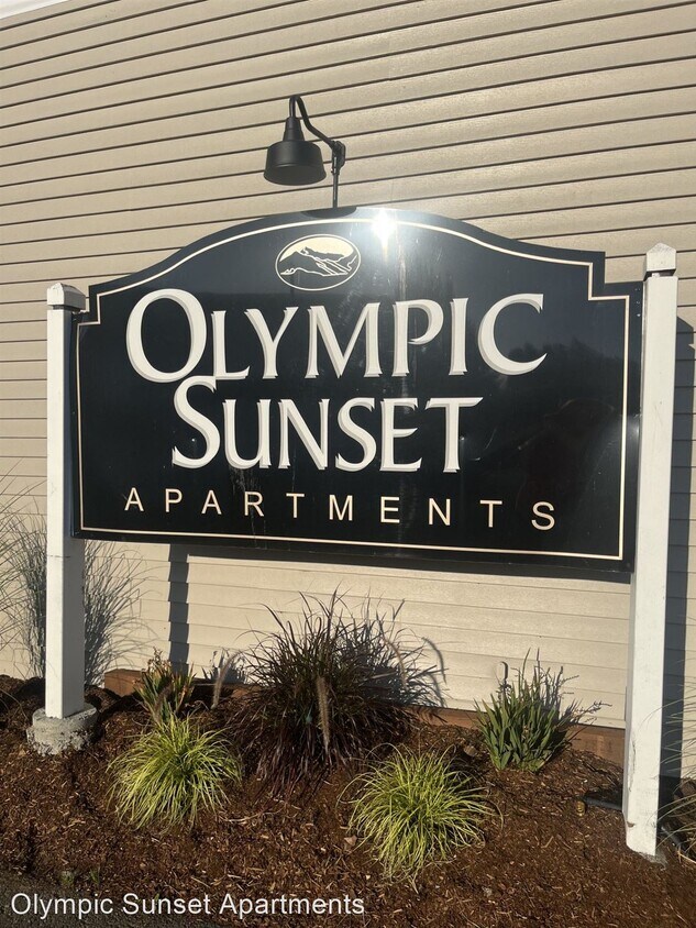 Primary Photo - 2 br, 1 bath Apartment - Olympic Sunset 66...