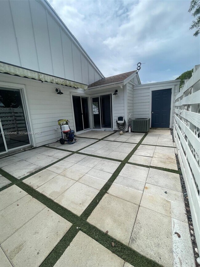 Foto del edificio - 13706 SW 147th Circle Ln