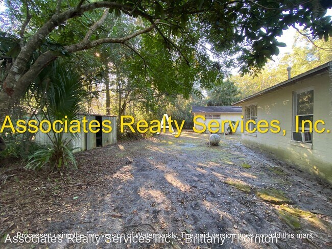 Foto del edificio - 4 br, 2 bath House - 1105 NW 14th Ave