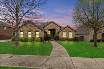 Building Photo - 4013 Dalton Dr