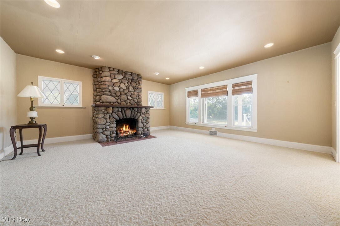 31103 Lakeshore Blvd Willowick, OH 44095 – photo 4