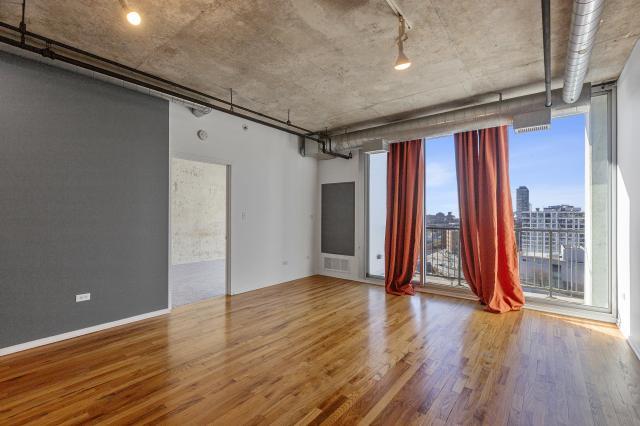 Foto del edificio - 1 bedroom in Chicago IL 60607