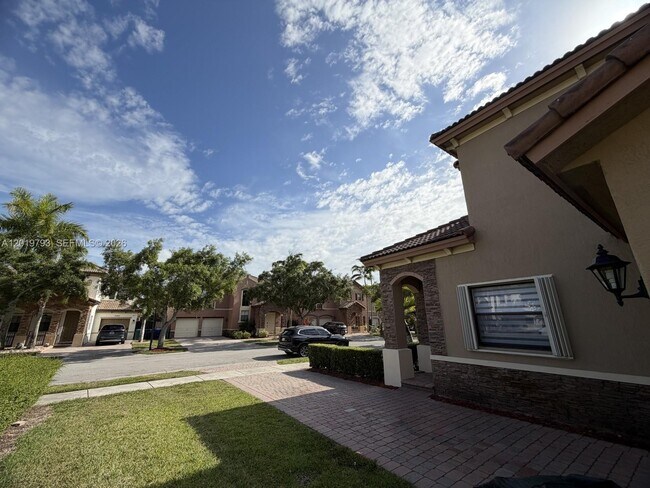 Building Photo - 11339 SW 243 Terrace