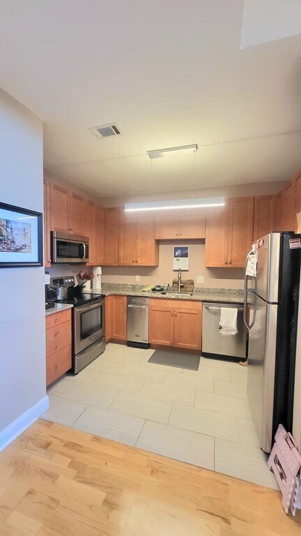 Building Photo - 3 Harvest Dr