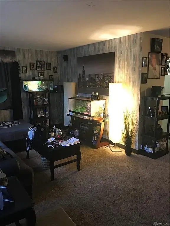 Unit does not come furnished and decorations may have changed from time of photo - 802 Uhrig Ave