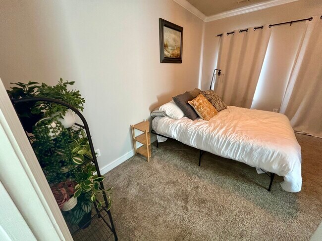 Foto del edificio - 7706 Alexander Promenade Pl